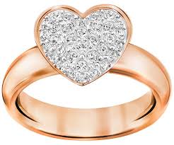 Rose Gold Diamond Heart Pavé Ring